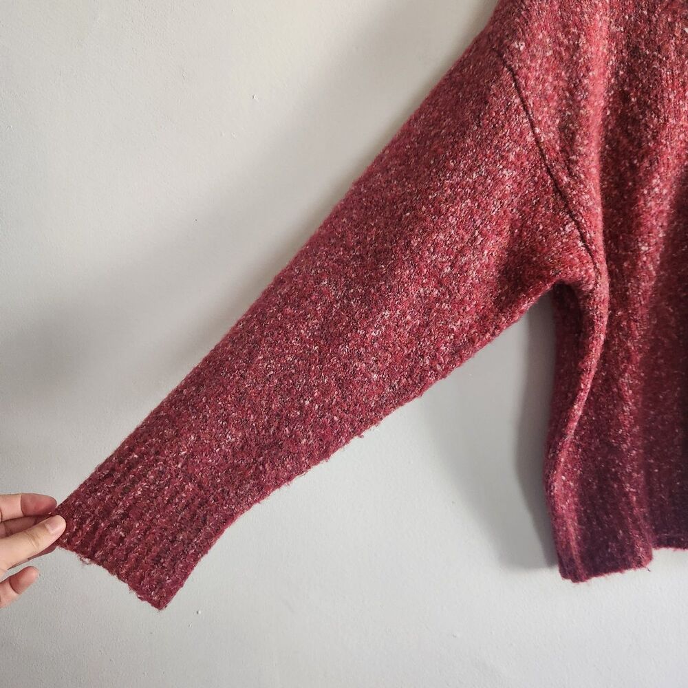 Anthropologie Frances Shimmer Cropped Sweater Red Motif Cabernet M‎ V neck layer - Picture 6 of 9